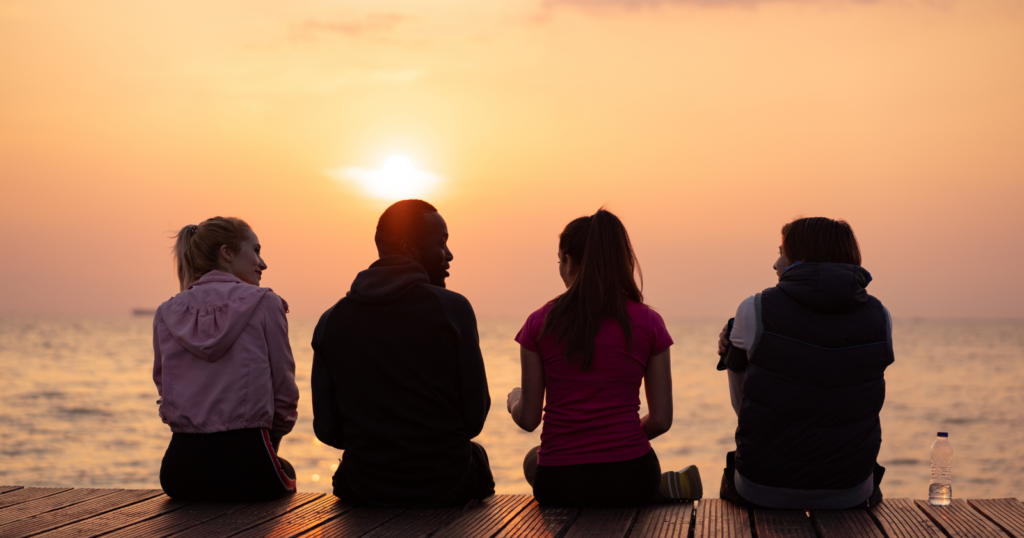 First Close Friend 8 reasons why having a few close friends is better than having many ...