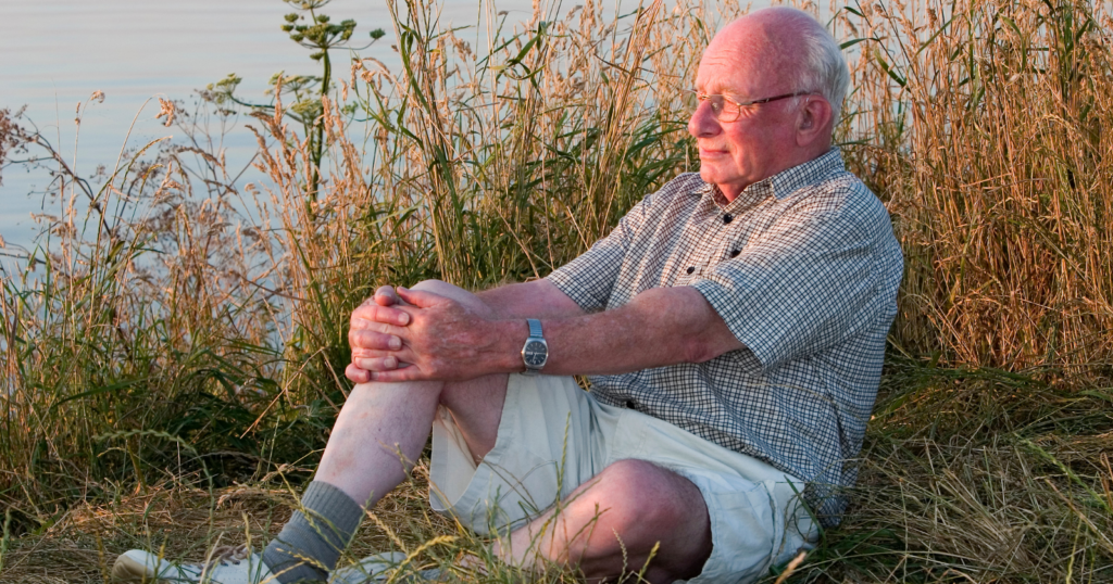 9 habits of people who stay genuinely curious about the world well into their 80s