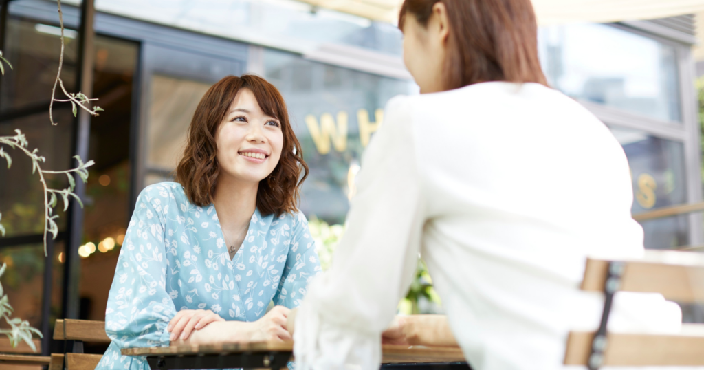 9 tiny habits of people others instinctively trust with a secret