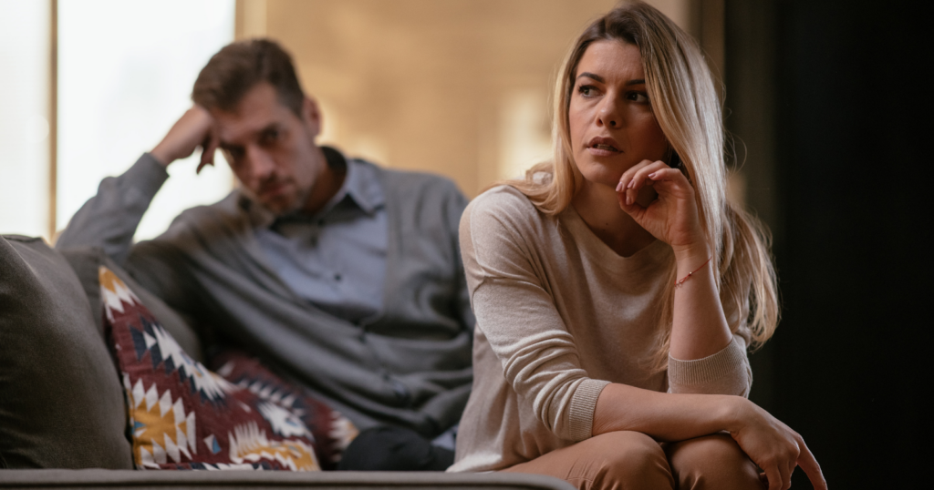 8 signs someone has stopped putting effort into a relationship, long before they ever say anything