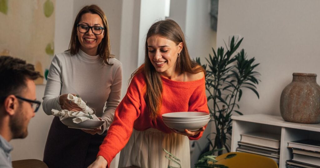 7 signs someone is a wonderful host, even if their home is nothing special