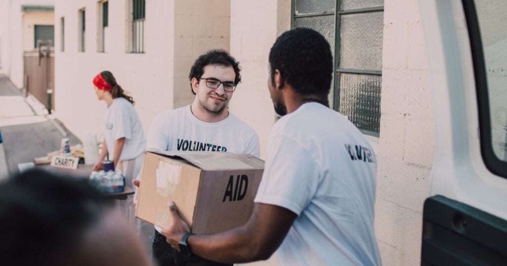 9 truths about people that regular volunteers learn fast